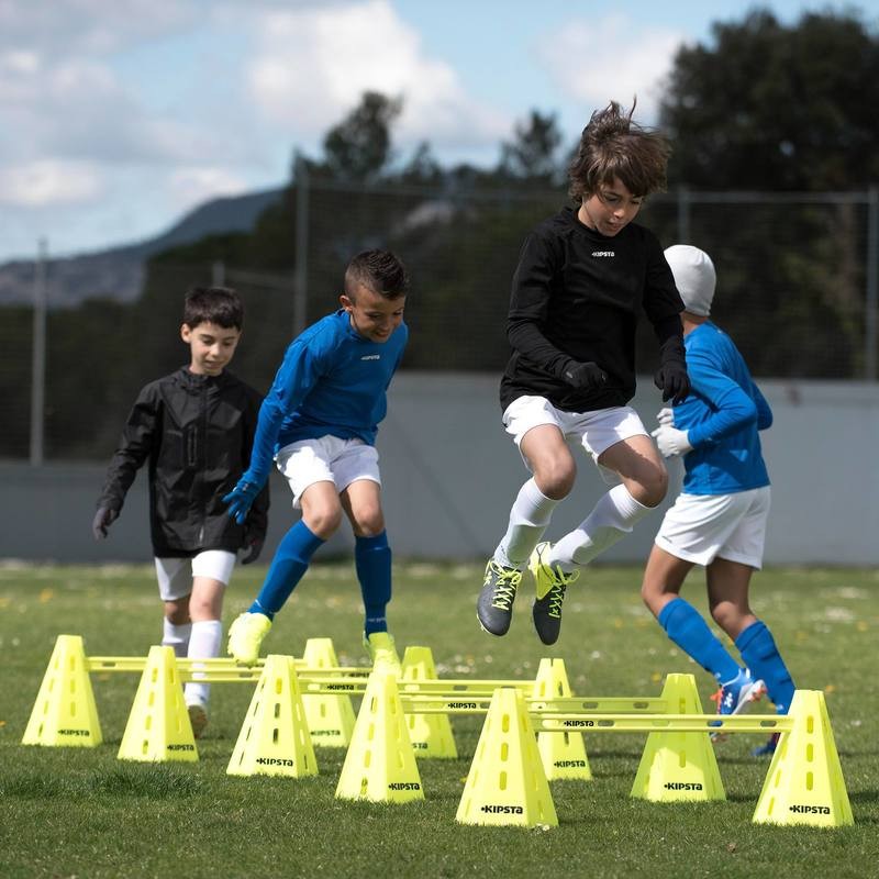 Материальная поддержка спортивных школ и команд