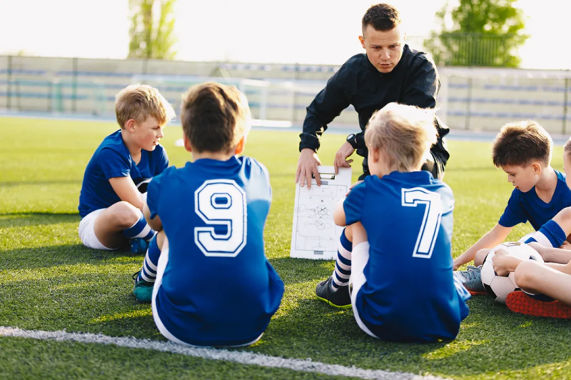 Выплата ежемесячных стипендий тренерам